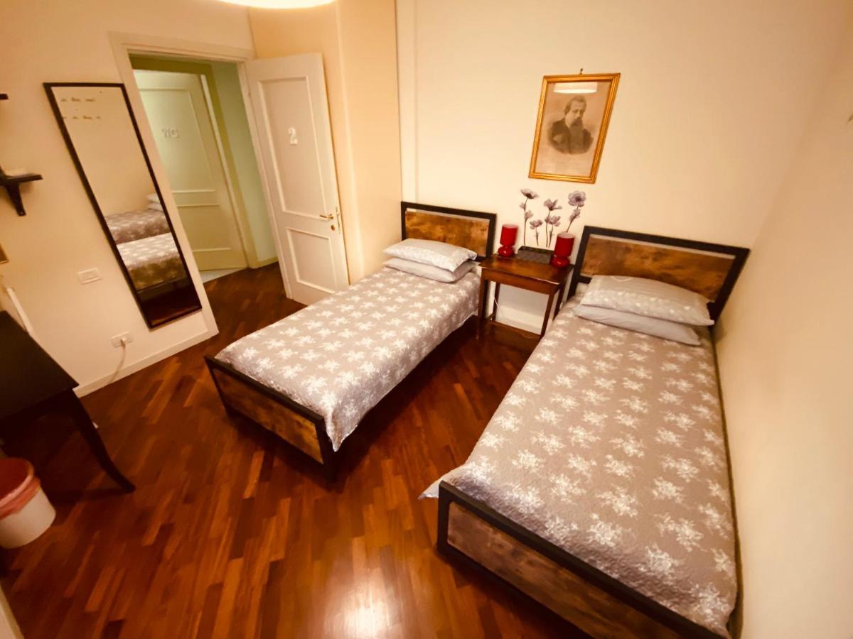Amici Miei Rooms Cremona Exterior photo